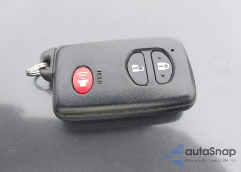 2011 Toyota Prius Two z USA, uszkodzony, nr VIN JTDKN3DU2B5324372